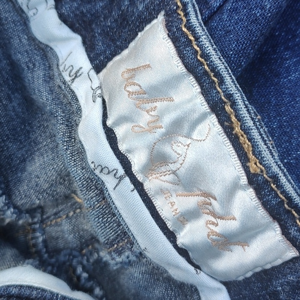 Baby Phat capris, Jeans* - Picture 11 of 12
